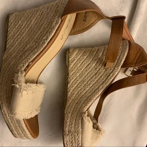 Tan fringe wedges